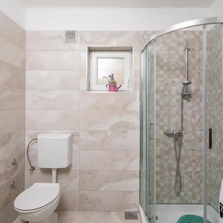 Relax ドゥギ・ラット